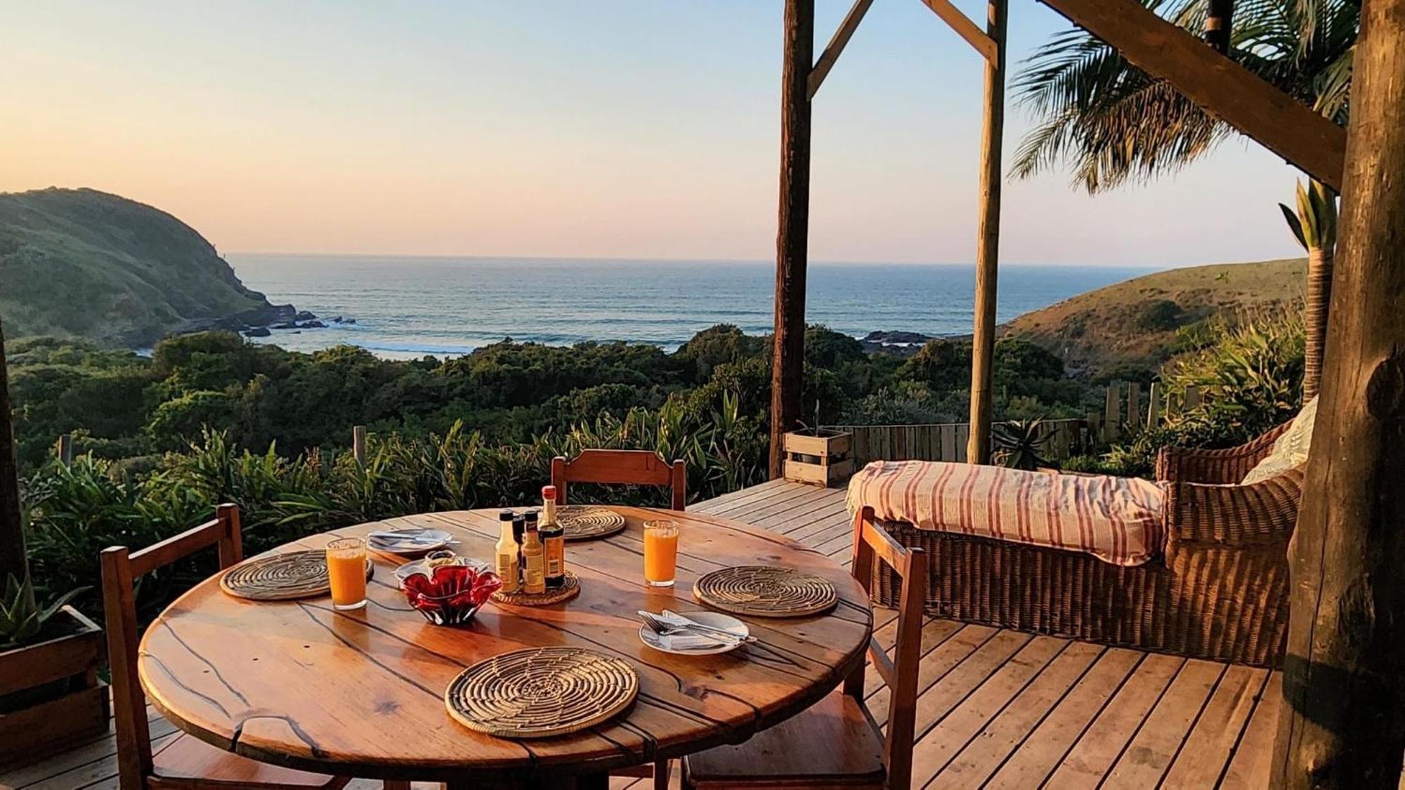 Coram Deo Saltywaves Double En-Suite Rooms With Sea Views Coffee Bay Exterior photo
